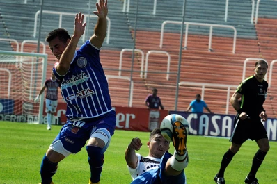 Godoy Cruz y Vélez igualaron en Mendoza