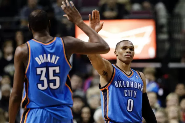 A Oklahoma City no le sirvieron los 54 puntos de Westbrook