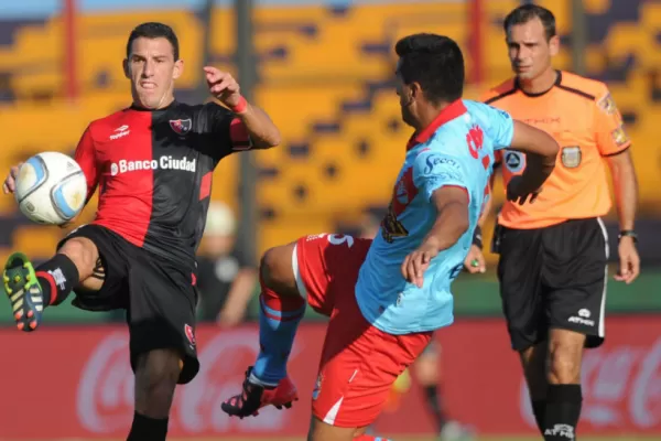 Arsenal revivió y le ganó 3 a 0 Newell's