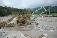 La crecida dejó aisladas a unas 500 personas en Escaba