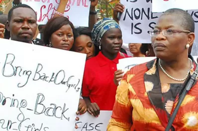 A un año del secuestro, no hay rastros de las chicas nigerianas que se llevó Boko Haram