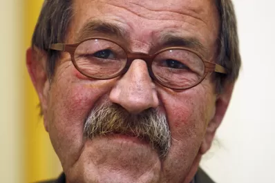 LA GACETA Literaria rinde homenaje a Eduardo Galeano y a Günter Grass