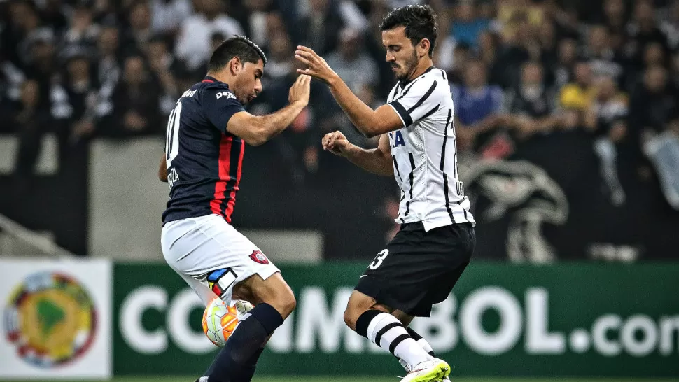 LUCHA POR EL PASE. San Lorenzo debe ganar en San Pablo, a Corinthians, para poder avanzar en la Copa Libertadores. TELAM