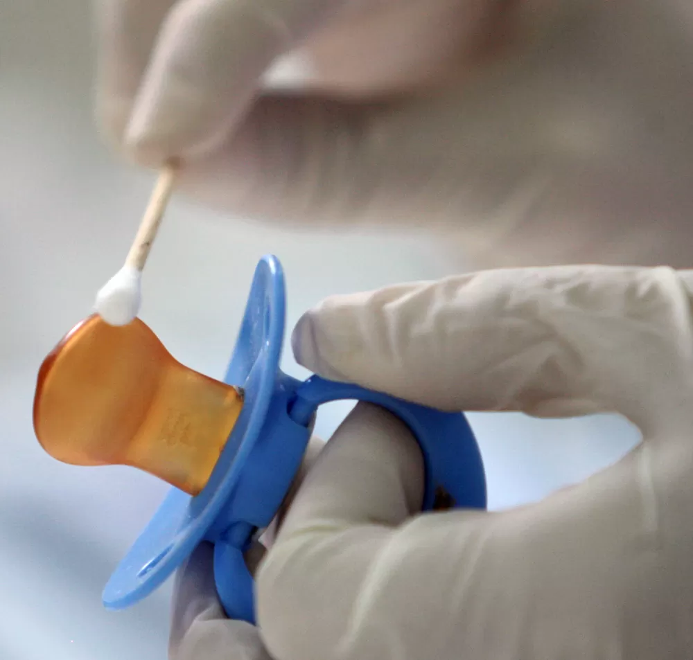 EL DERECHO A LA IDENTIDAD. Un caso mediático puso en la agenda un tema de interés crucial, como el de la paternidad biológica.  newsvine.com