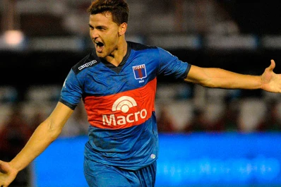 Tigre derrotó a Huracán y sueña