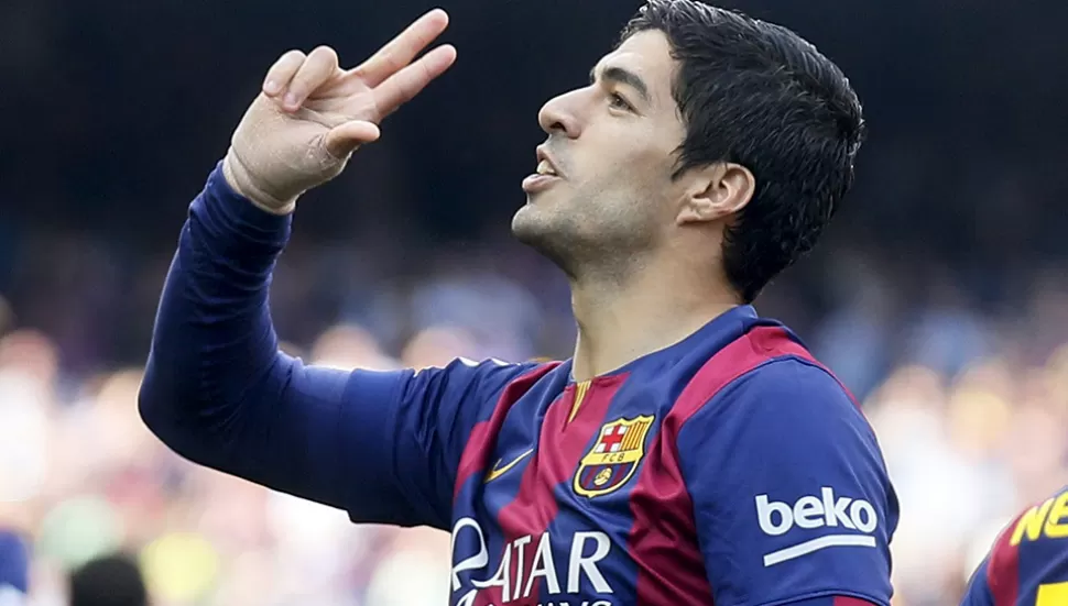 FESTEJO. Luis Suárez abrió el marcador cuando apenas se jugaban 54 segundos. REUTERS