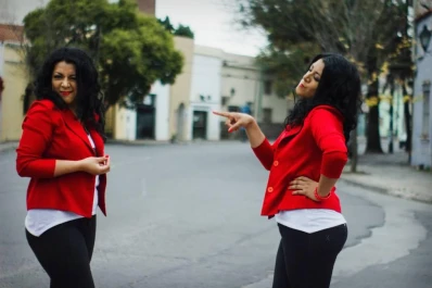 Una salteña trae su humor a Tucumán