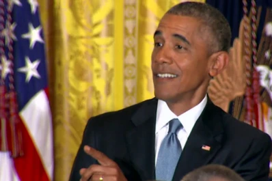 Barack Obama se enojó con una activista transexual hispana que lo interrumpió