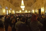 Con el tradicional chocolate, una costumbre de los 9 de Julio