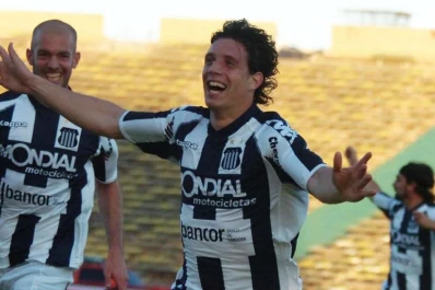 Se cayó el pase de Cosaro a Atlético por un problema de papeles