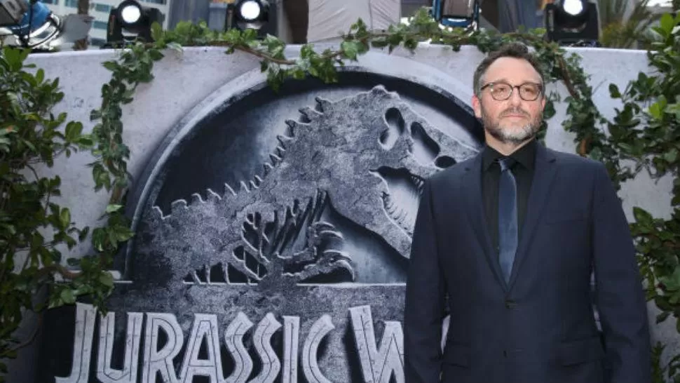 VA POR MÁS. El director de Jurassic World, Colin Trevorrow.