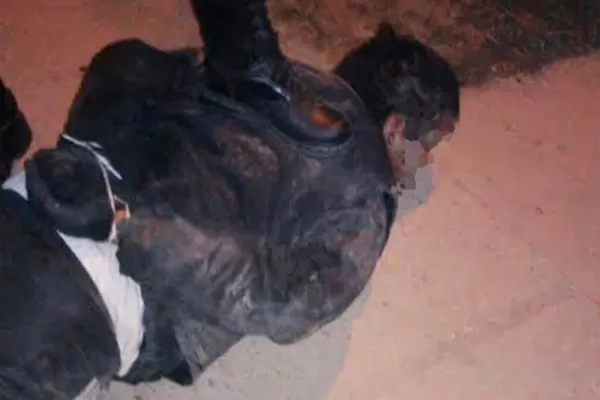 Robó en una parada, fue atrapado y lo golpearon