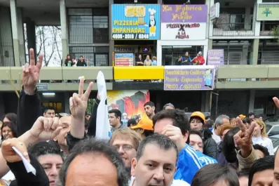 Scioli no replica, De la Sota destaca que gobierna y Lilita denuncia que la van a matar