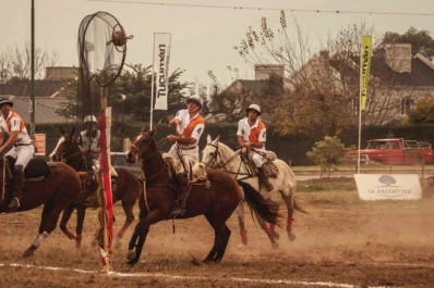 Cuatro equipos van en busca de la Copa de Oro