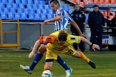 Godoy Cruz se aprovechó del débil Crucero del Norte