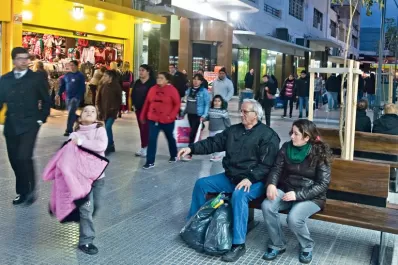 Una peatonal a la que el color le da identidad