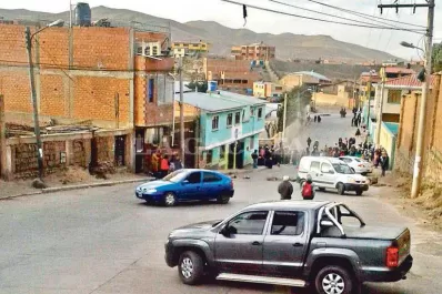 Turistas varados no encontraron salidas y regresaron a Potosí