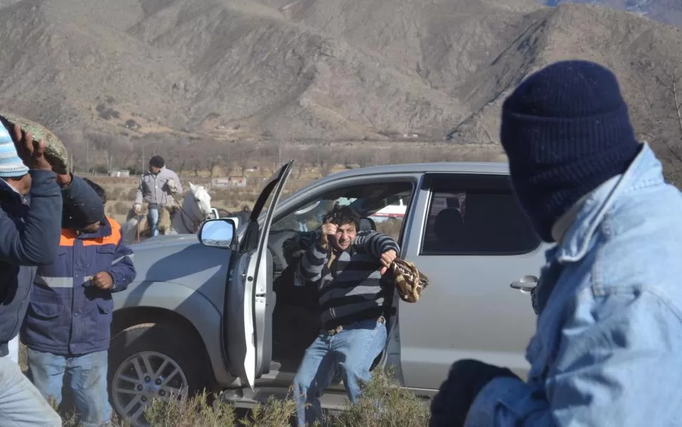 AGRESIÓN. El empresario Bruno Petech (foto) dijo que el arma con la que se lo fotografía funciona a gas. foto de javier astorga 