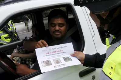 Más de 9.600 policías buscan al Chapo