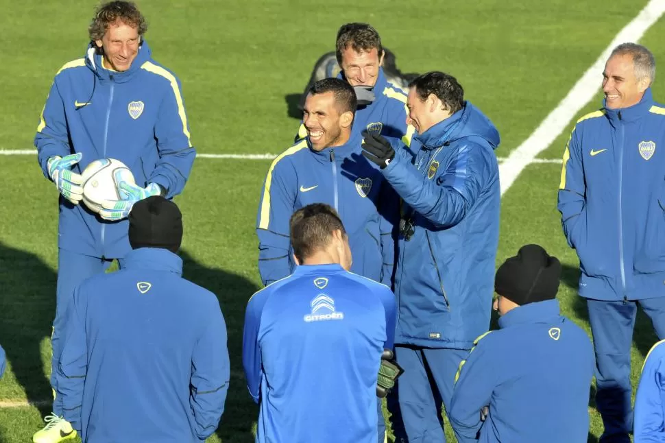 TRANSMITE CONFIANZA. Carlos Tévez, en la primera charla que tuvo con sus compañeros les dijo: “vengo a ganar todo”. telam