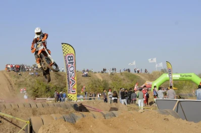 Ayuso marcó el camino en la jornada clasificatoria