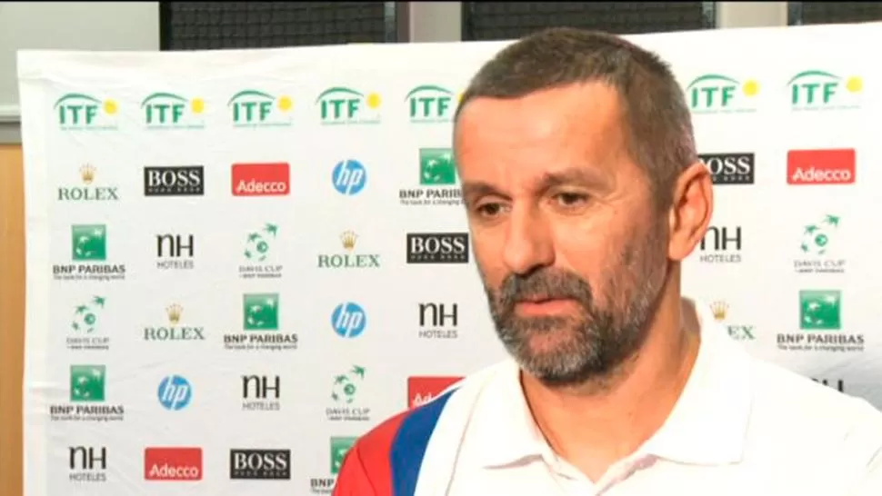 CUESTIONÓ TODO. Obradovic, capitán de Serbia, dijo que la organización de la serie fue la peor que vio en sus 10 años de carrera.
FTOO DE www.daviscup.tv