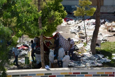 Mueren 30 personas en un atentado a un centro cultural turco