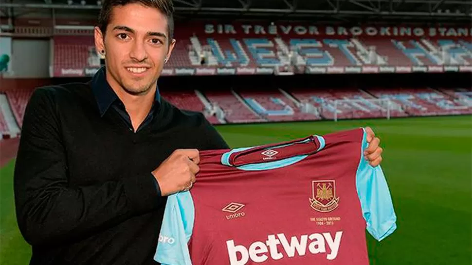 LLEGA A LA LIGA PREMIER. Manuel Lanzini tiene 22 años y espera triunfar en el fútbol inglés.
FOTO DE Twitter del Club Wets Ham United