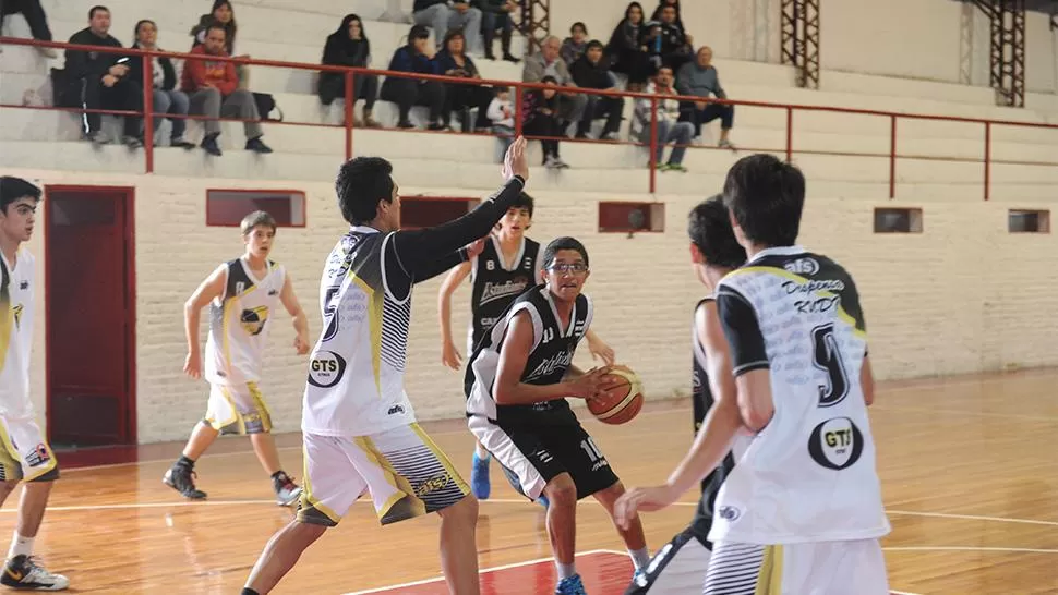 QUIERE REPETIR. Estudiantes fue el campeón del Provinicla U17 en la edición anterior.
FOTO DE ARCHIVO