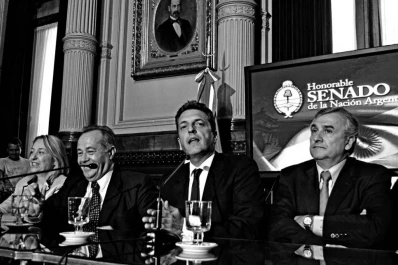 Massa apoya su discurso en la lucha contra los narcos