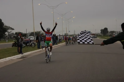 Vercellone se impuso en la cuarta fecha