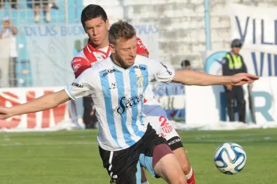 Lanús fletó dos charter para despedir a Barisone