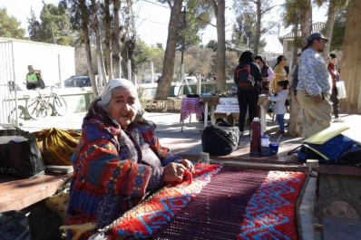 Animate a tejer con las artesanas de los Valles