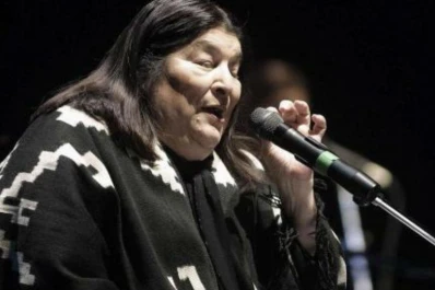 Lanzan Lucerito, álbum inédito de Mercedes Sosa