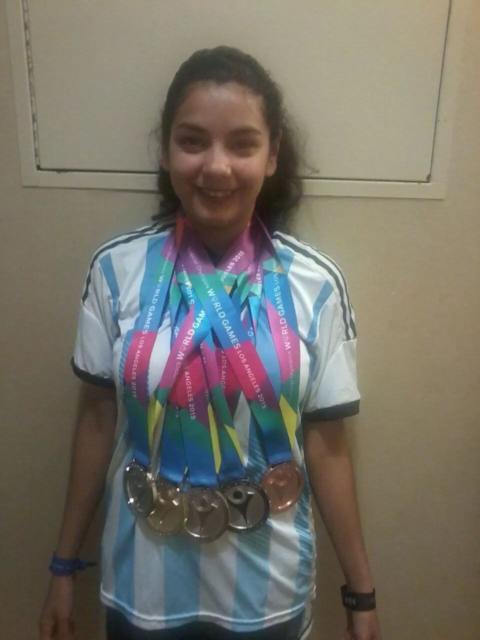 CARGADAS. El equipaje de Jiménez y Ordónez regresará más pesado debido a la cantidad de medallas que conquistaron.  