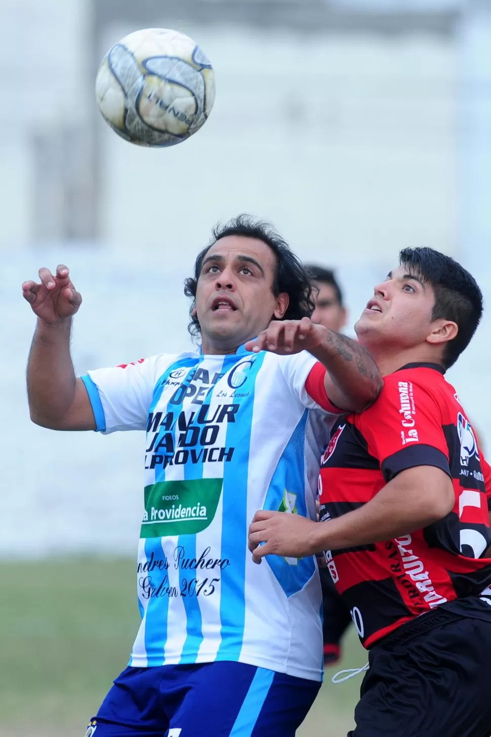 POTENCIA OFENSIVA. Diego Villafañe vuelve a ser titular en Atlético Concepción. LA GACETA / FOTO DE DIEGO ARÁOZ (ARCHIVO)