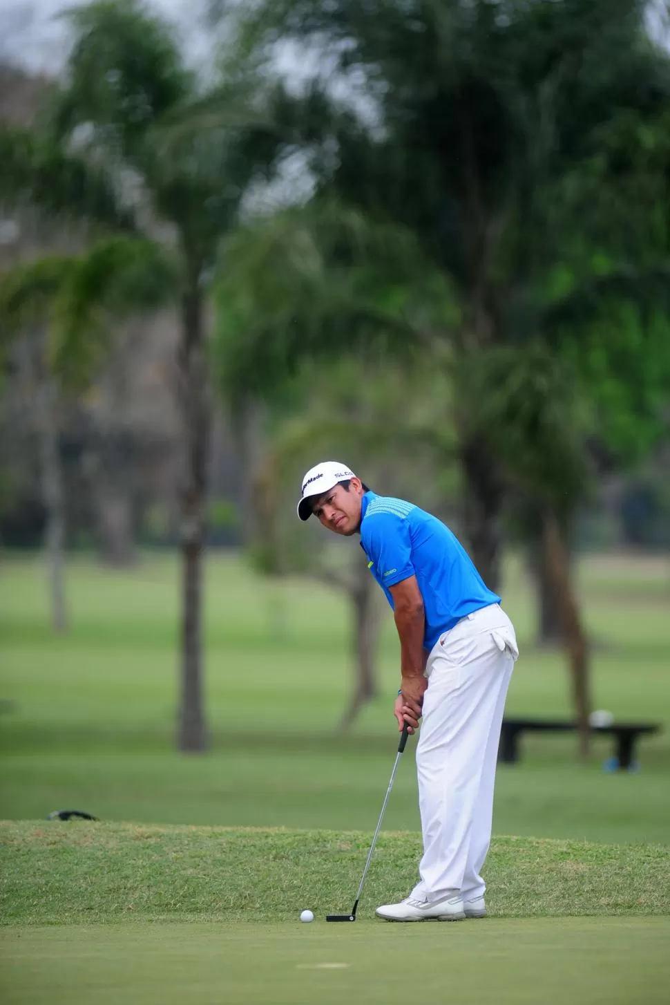 UN ESFUERZO MÁS. Andrés Romero necesita acercarse al “top ten” del torneo. la gaceta / foto de diego aráoz (archivo)