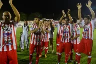 Atlético Paraná salió de perdedor y goleó a Gimnasia de Jujuy