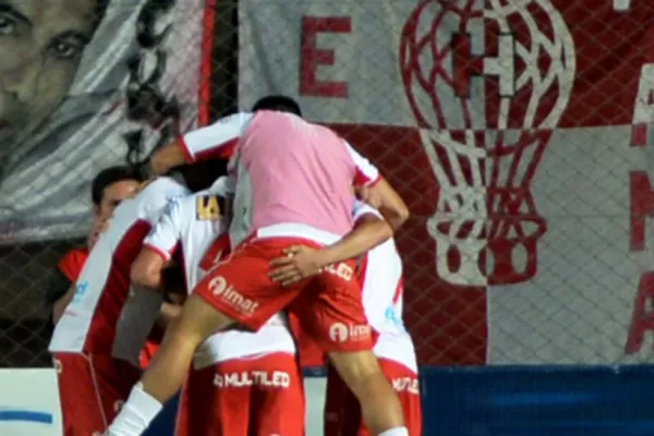 Crucero ganaba 3-0 y Huracán lo empató en 15 minutos