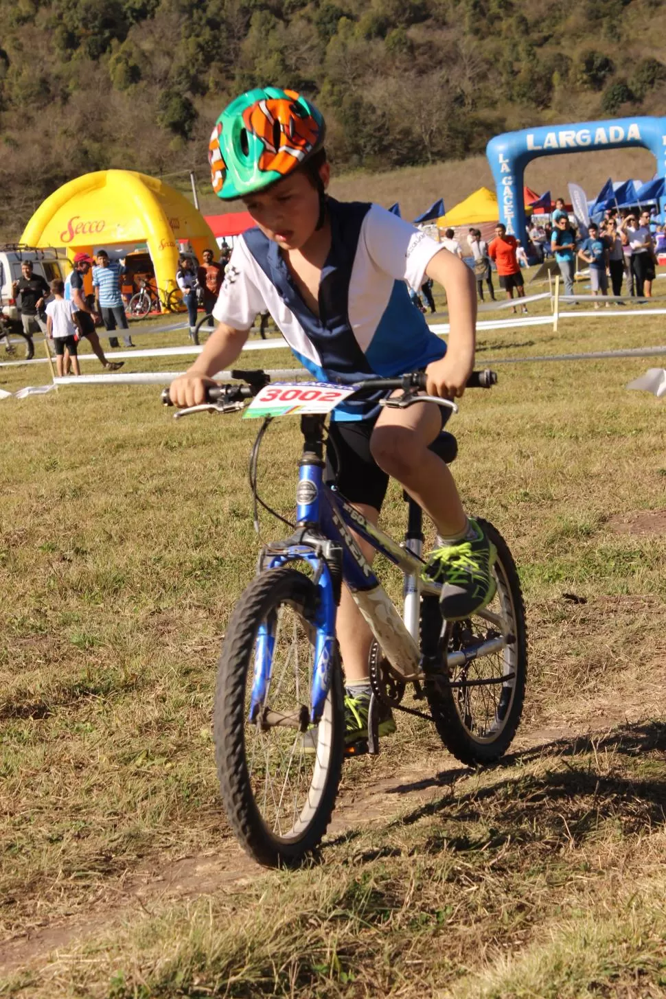 PREINFANTILES. El biker Facundo Ibáñez consiguió una clara victoria. fotos de raúl carranza