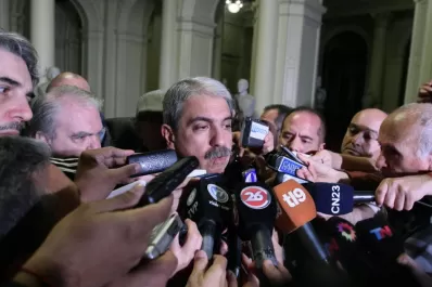 Aníbal acusa a sus rivales en el FpV por la denuncia que lo vincula al narcotráfico