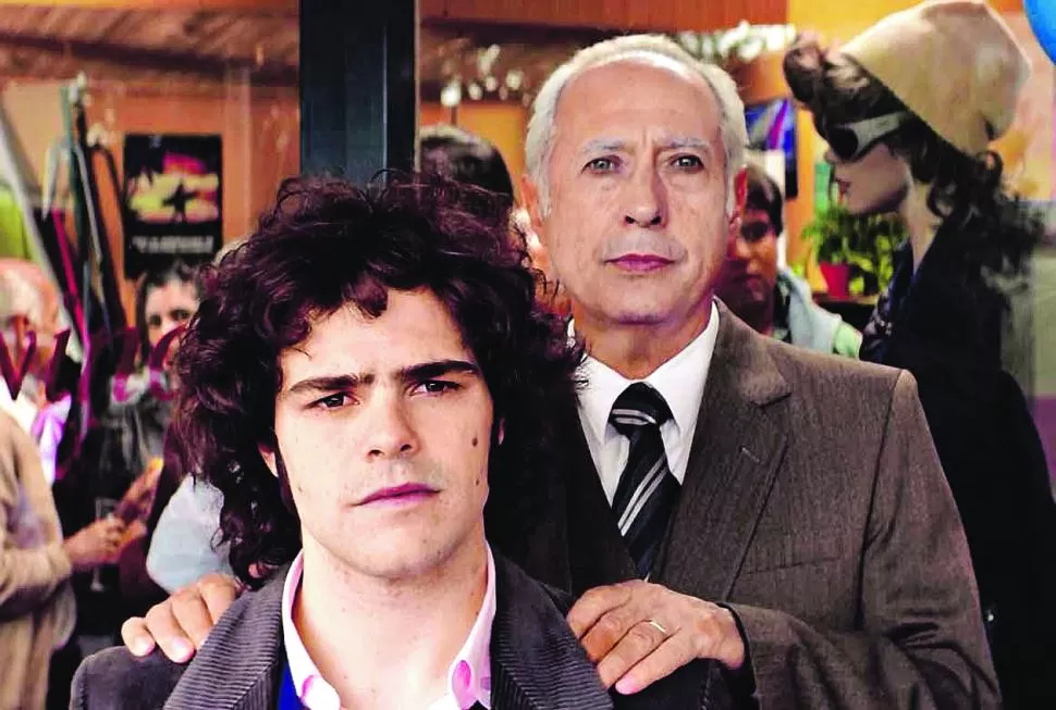 EN LA PELÍCULA. Peter Lanzani y Guillermo Francella, protagonistas.   