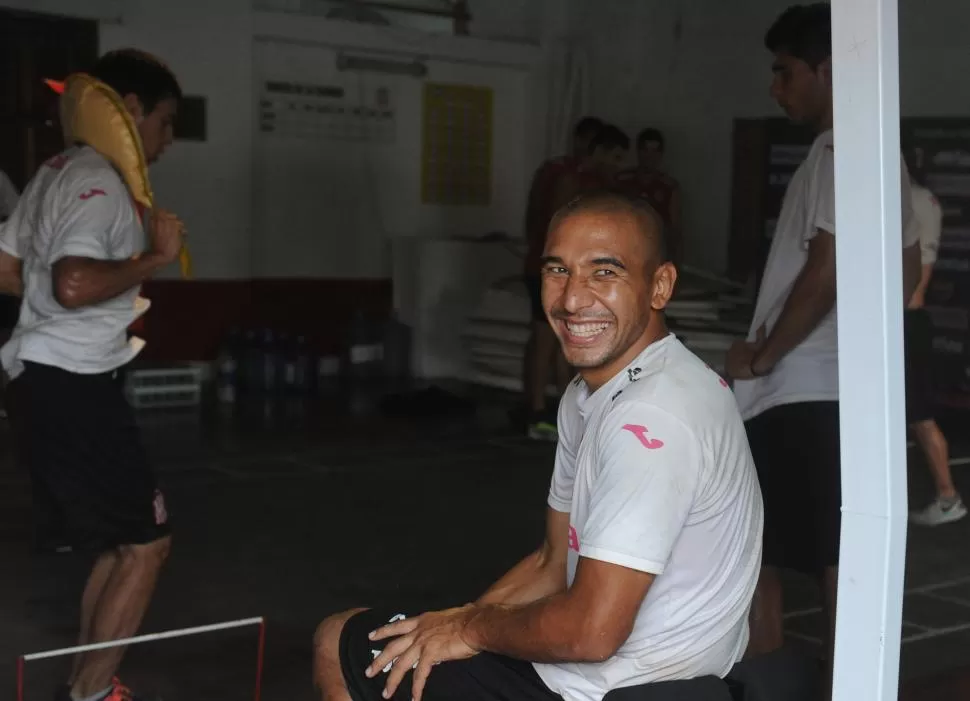 ESPERA SU CHANCE. Matías Villavicencio, quien podría reemplazar al suspendido Darío Cajaravilla, señaló que a partir de la quinta fecha se perfilarán los candidatos. la gaceta / foto de antonio ferroni (archivo)