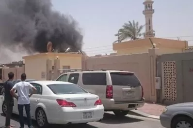 Un ataque suicida en una mezquita en Arabia Saudí dejó 13 muertos