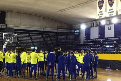 Visita de lujo: Ginóbili charló con el plantel de Boca