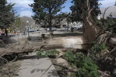 El vendaval sorprendió a los tafinistos a medianoche