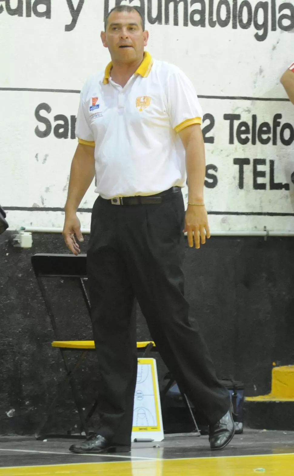 EN PROCESO. El técnico Mario Vildoza trabaja con un plantel de 14 jugadores. la gaceta / archivo