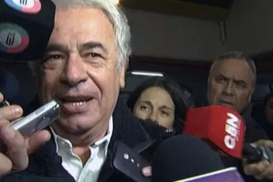 De la Sota votó y pidió el voto electrónico