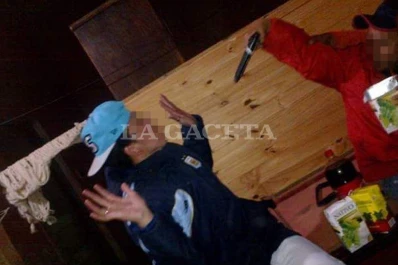 Subían fotos en redes sociales jugando con armas de fuego