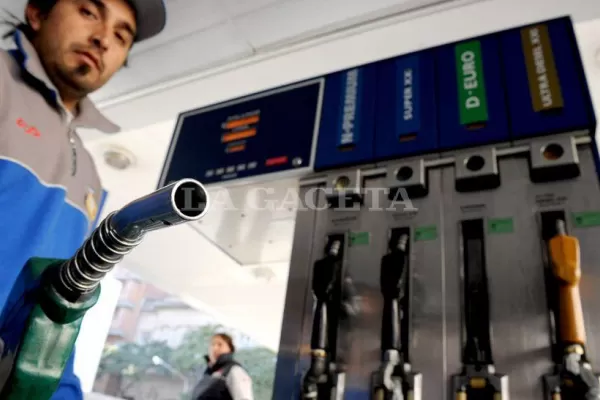 Desde hoy, YPF incrementó un 2,5% las naftas y el gasoil